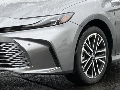 New 2026 Toyota Camry XLE image 7