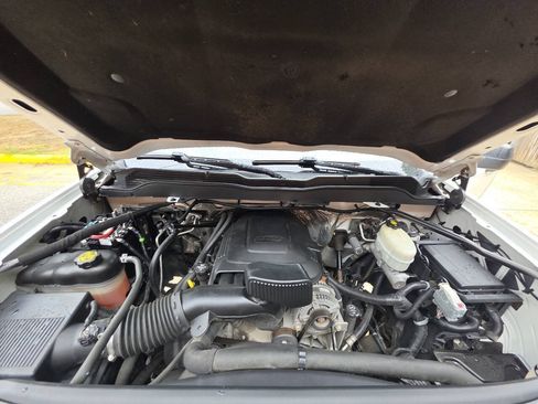 Used 2017 Chevrolet Silverado 2500 W/T RWD image 27