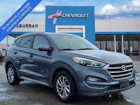 Used 2018 Hyundai Tucson SEL image 3