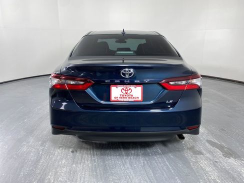 Used 2021 Toyota Camry LE image 5