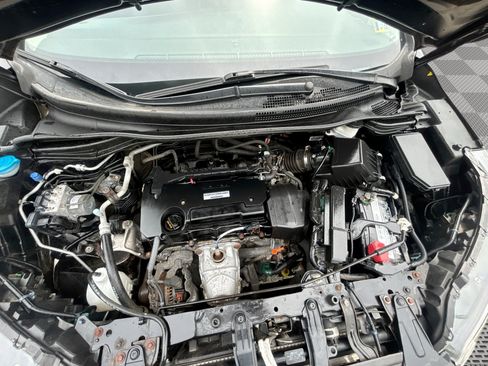 Used 2016 Honda CR-V Touring image 18