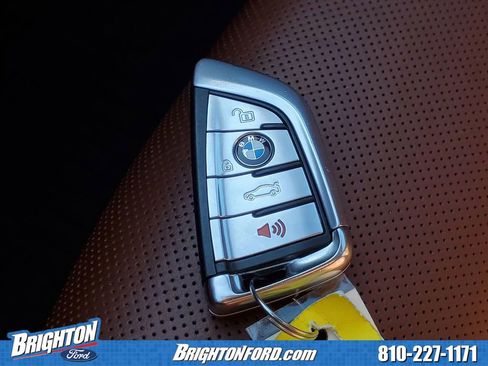 Used 2016 BMW 750i xDrive AWD/4WD image 34