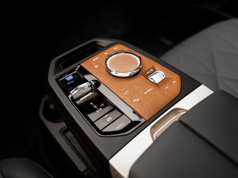 Used 2024 BMW iX xDrive50 w/ Premium Package image 50