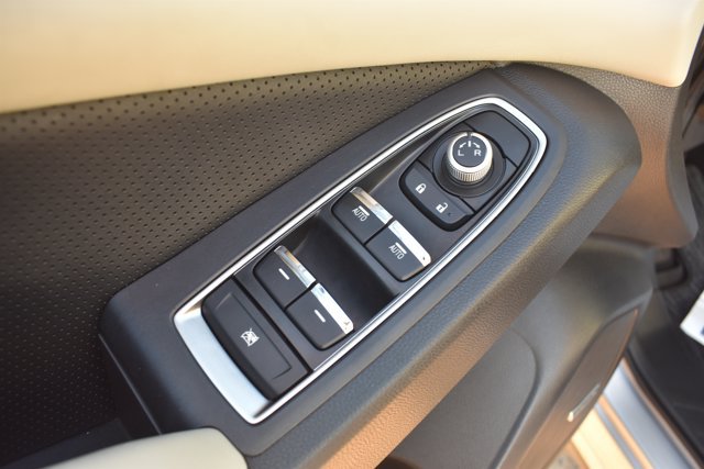 Used 2020 Subaru Ascent Limited w/ Technology Package AWD/4WD image 13
