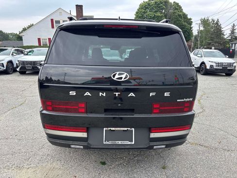 Used 2025 Hyundai Santa Fe Limited AWD/4WD image 3