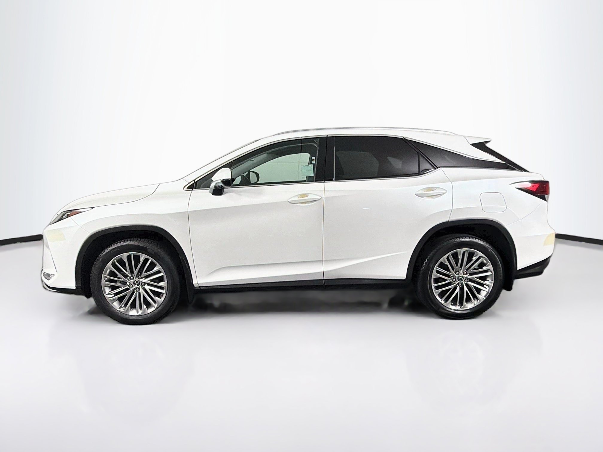Used 2021 Lexus RX 350 FWD w/ Luxury Package image 4