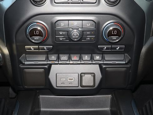 Used 2021 Chevrolet Silverado 1500 RST w/ Rally Edition image 11