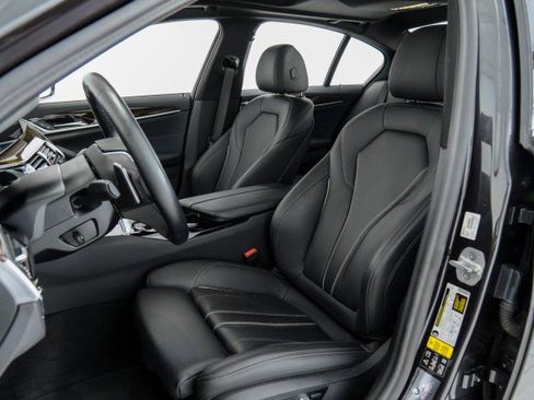 Used 2020 BMW 540i xDrive image 32