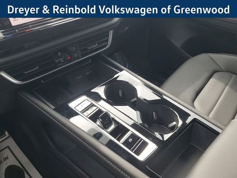 New 2025 Volkswagen Atlas Cross Sport SEL R-Line image 34