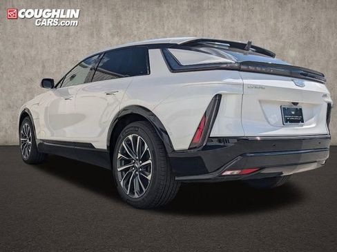 New 2025 Cadillac Lyriq Sport w/ LPO, Floor Liner Package image 5