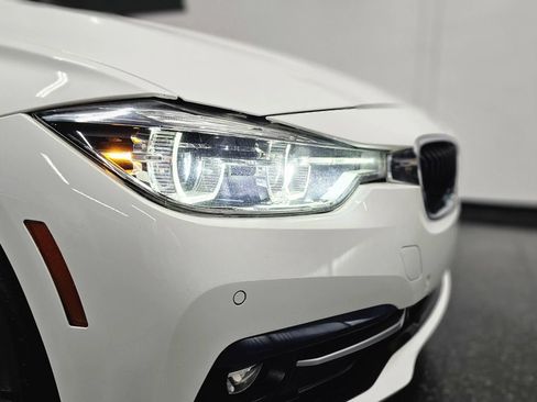 Used 2018 BMW 328d Sedan RWD image 21