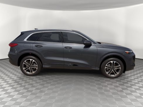 New 2026 Audi Q5 Premium AWD/4WD image 8