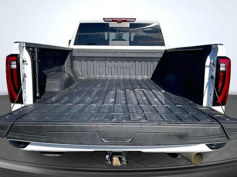 Used 2025 GMC Sierra 3500 Denali w/ Denali Reserve Package image 7