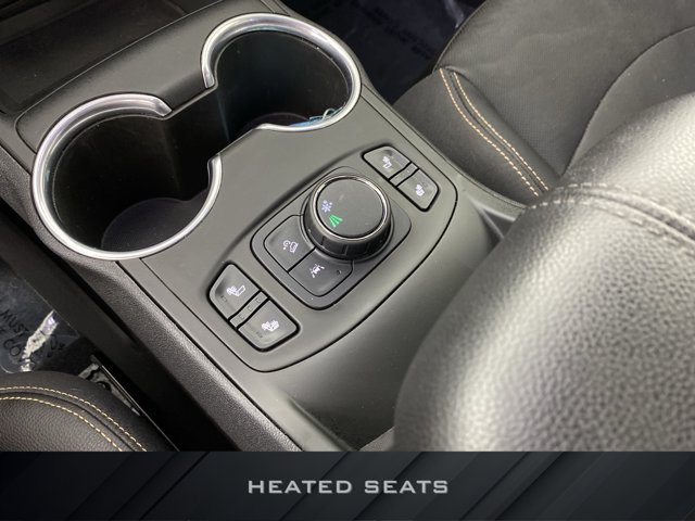 Used 2021 GMC Terrain SLT w/ Infotainment Package II FWD image 6