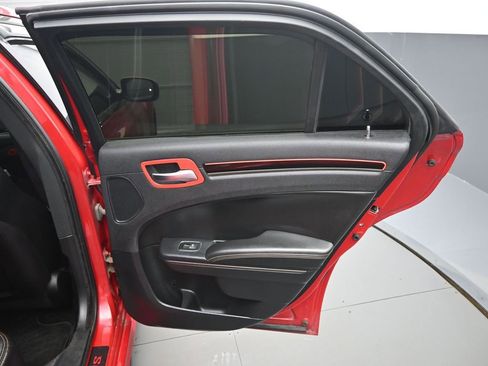 Used 2016 Chrysler 300 S w/ 300S Premium Group image 39