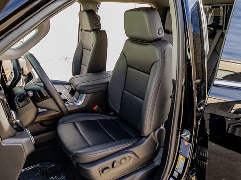 Used 2025 GMC Sierra 3500 SLT w/ Texas SLT Premium Package image 30