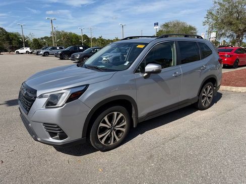Used 2023 Subaru Forester Limited image 13