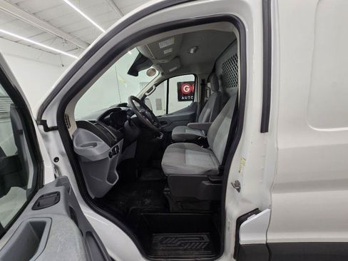 Used 2018 Ford Transit 150 130 Low Roof RWD image 8