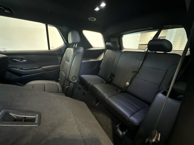 Used 2022 Chevrolet Traverse LT AWD/4WD image 13