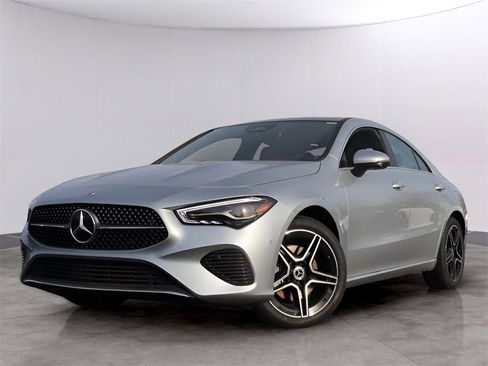 New 2026 Mercedes-Benz CLA 250 4MATIC image 1