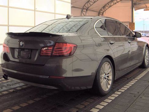 Used 2012 BMW 528i Sedan image 4