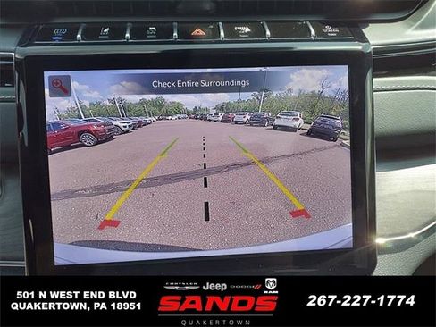 New 2023 Jeep Grand Cherokee Overland w/ Luxury Tech Group IV image 20