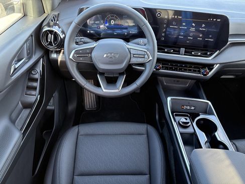 New 2026 Chevrolet Equinox LT image 14