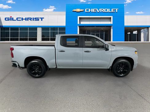 Used 2024 Chevrolet Silverado 1500 Custom RWD image 9