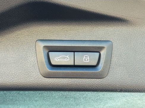 Certified 2025 BMW X5 xDrive50e image 13