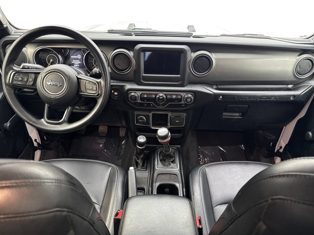 Used 2022 Jeep Wrangler Sport AWD/4WD image 45