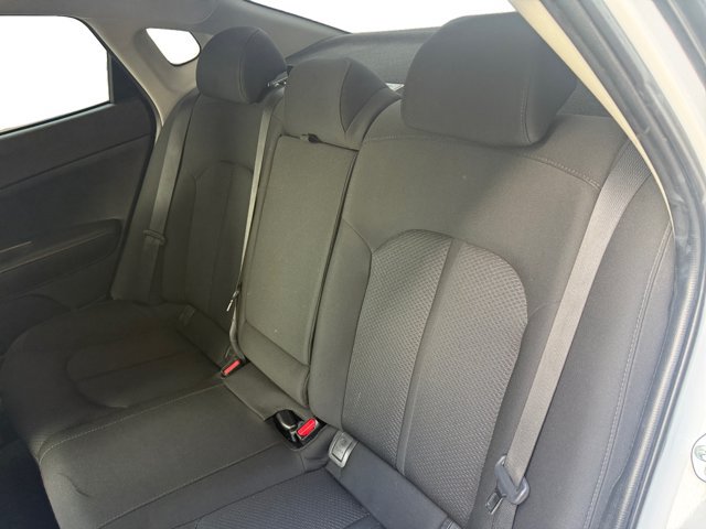 Used 2018 Kia Optima LX FWD image 11