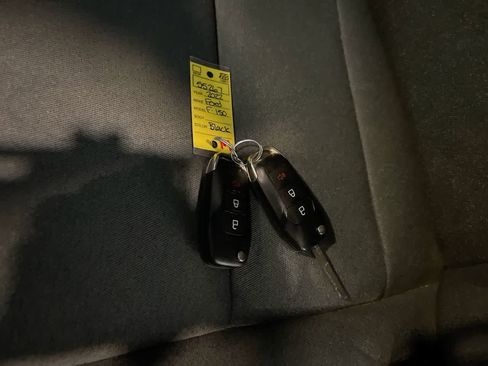 Used 2022 Ford F150 XLT w/ XTR Package image 26