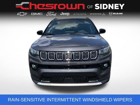 Used 2024 Jeep Compass Limited AWD/4WD image 2