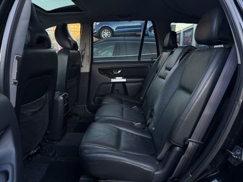 Used 2004 Volvo XC90 2.5T image 30