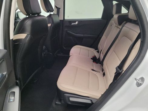 Used 2022 Ford Escape SEL image 18