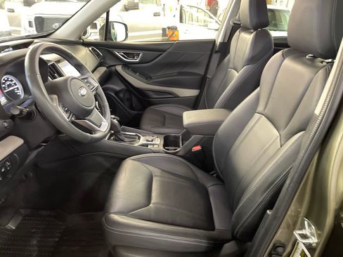 Certified 2022 Subaru Forester Limited AWD/4WD image 15