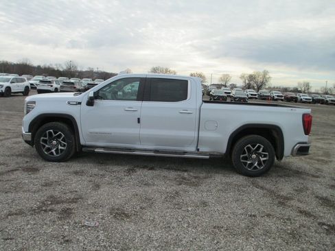 New 2026 GMC Sierra 1500 SLT w/ SLT Premium Plus Package image 10