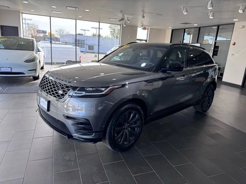 Used 2019 Land Rover Range Rover Velar R-Dynamic SE image 6