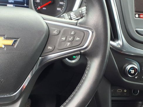 Used 2021 Chevrolet Equinox LT image 19