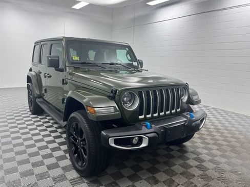 Used 2023 Jeep Wrangler Unlimited Sahara w/ Cold Weather Group AWD/4WD image 1