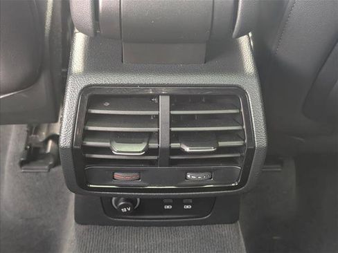 Used 2021 Audi Q3 2.0T Premium Plus w/ Premium Plus Package AWD/4WD image 16