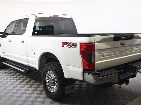 Used 2022 Ford F250 XLT w/ XLT Premium Package AWD/4WD image 3
