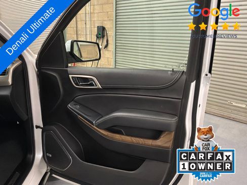 Used 2019 GMC Yukon XL Denali w/ Denali Ultimate Package AWD/4WD image 13