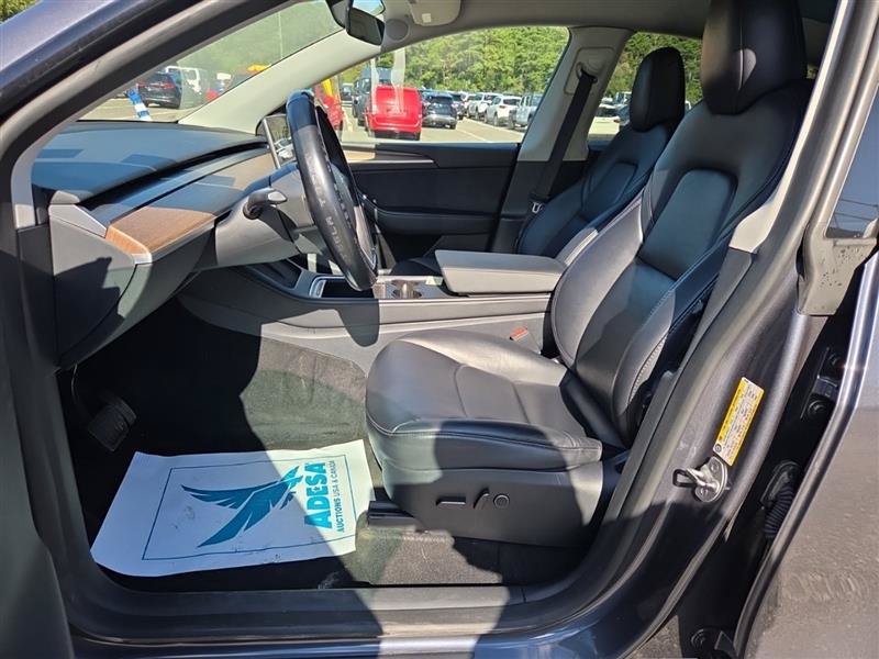Used 2023 Tesla Model Y Long Range AWD/4WD image 7