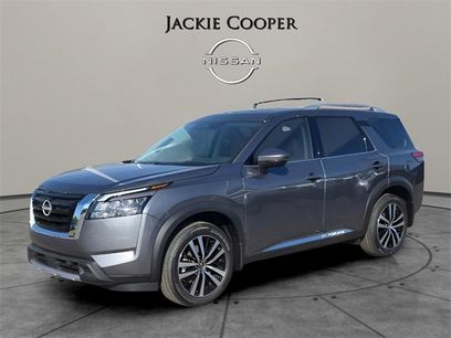 New 2025 Nissan Pathfinder Platinum