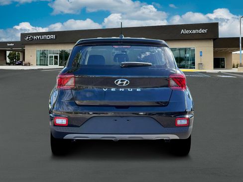 New 2026 Hyundai Venue SE image 6