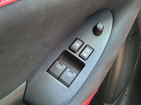 Certified 2025 Nissan Z Performance w/ Floor Mat Package RWD image 22