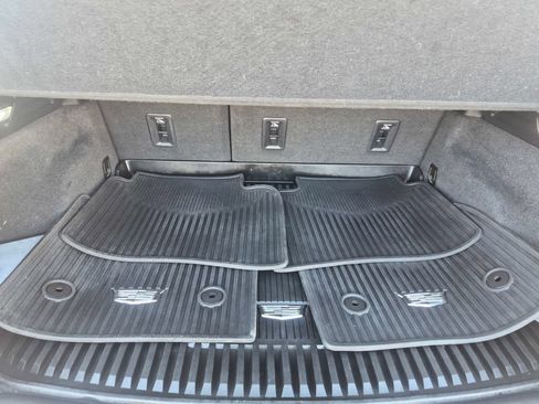 Used 2021 Cadillac XT4 Sport w/ Cold Weather Package FWD image 10