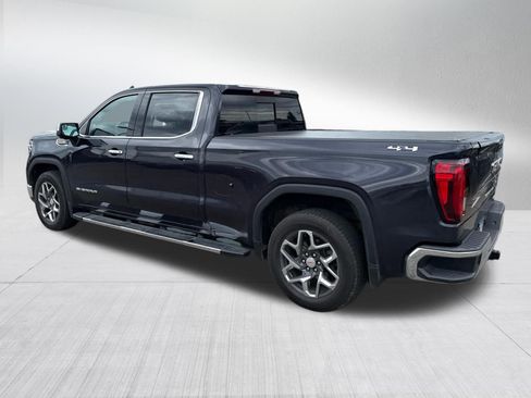 Used 2023 GMC Sierra 1500 SLT w/ SLT Premium Package AWD/4WD image 5