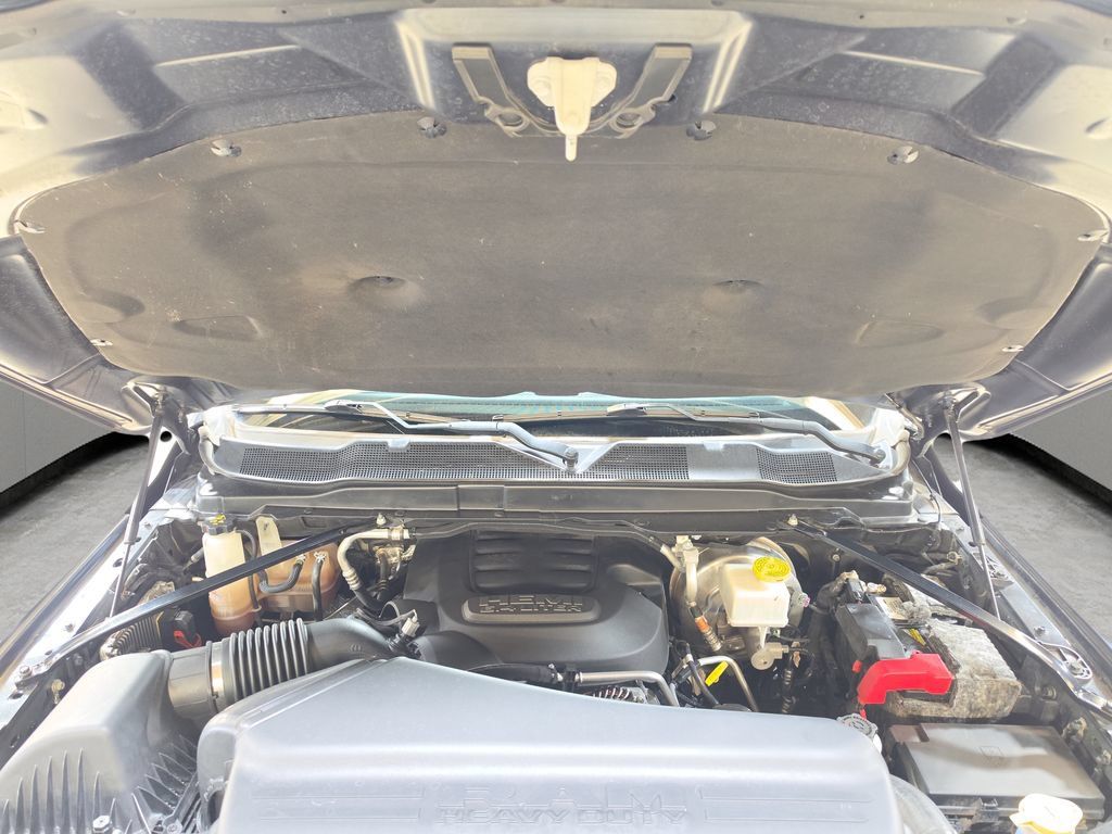 Used 2020 RAM 2500 Limited AWD/4WD image 10